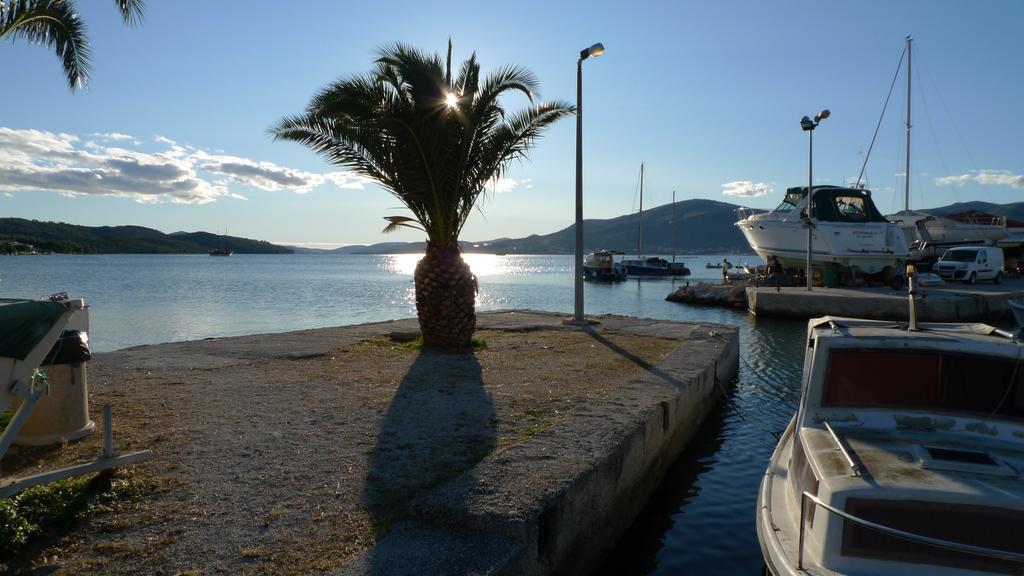 Apartments Tonka Trogir Exterior photo