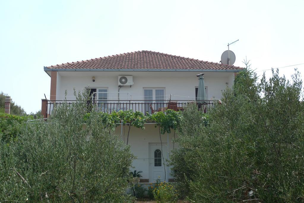 Apartments Tonka Trogir Exterior photo